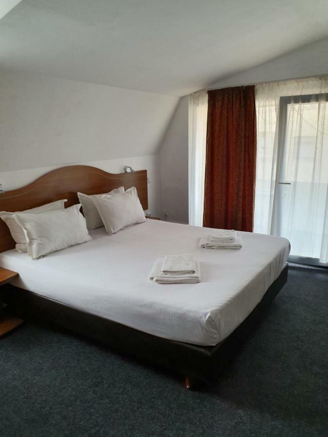 TranzitRooms Bucarest Esterno foto